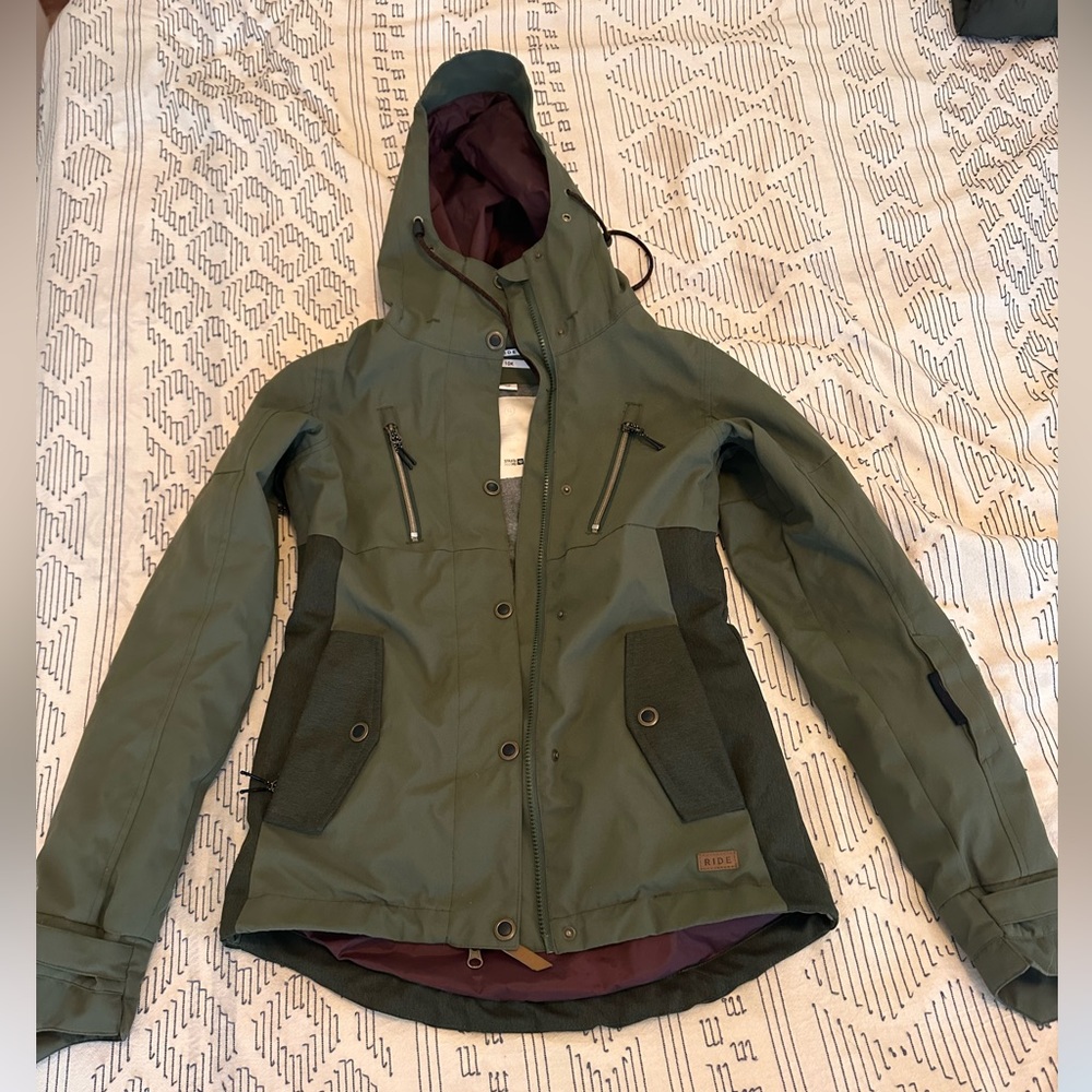RIDE 10k snowboarding ski jacket